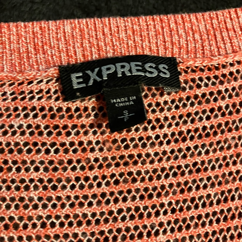 Express Crochet Top - Picture 6 of 7